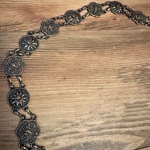 Western style metallic belt